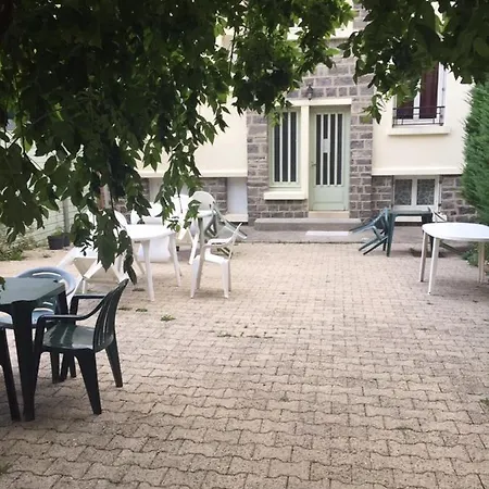 Location Le Pim's à La Feuillée pour 2 à 3 pers Mont-Dore 2 étoiles Extérieur photo